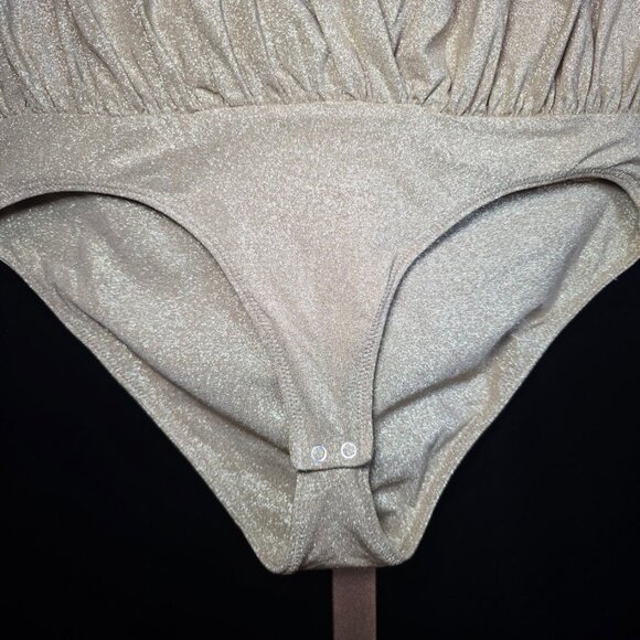 NWT GOLDSIGN Hilda Bodysuit in Gold Lurex M - Picture 4 of 15